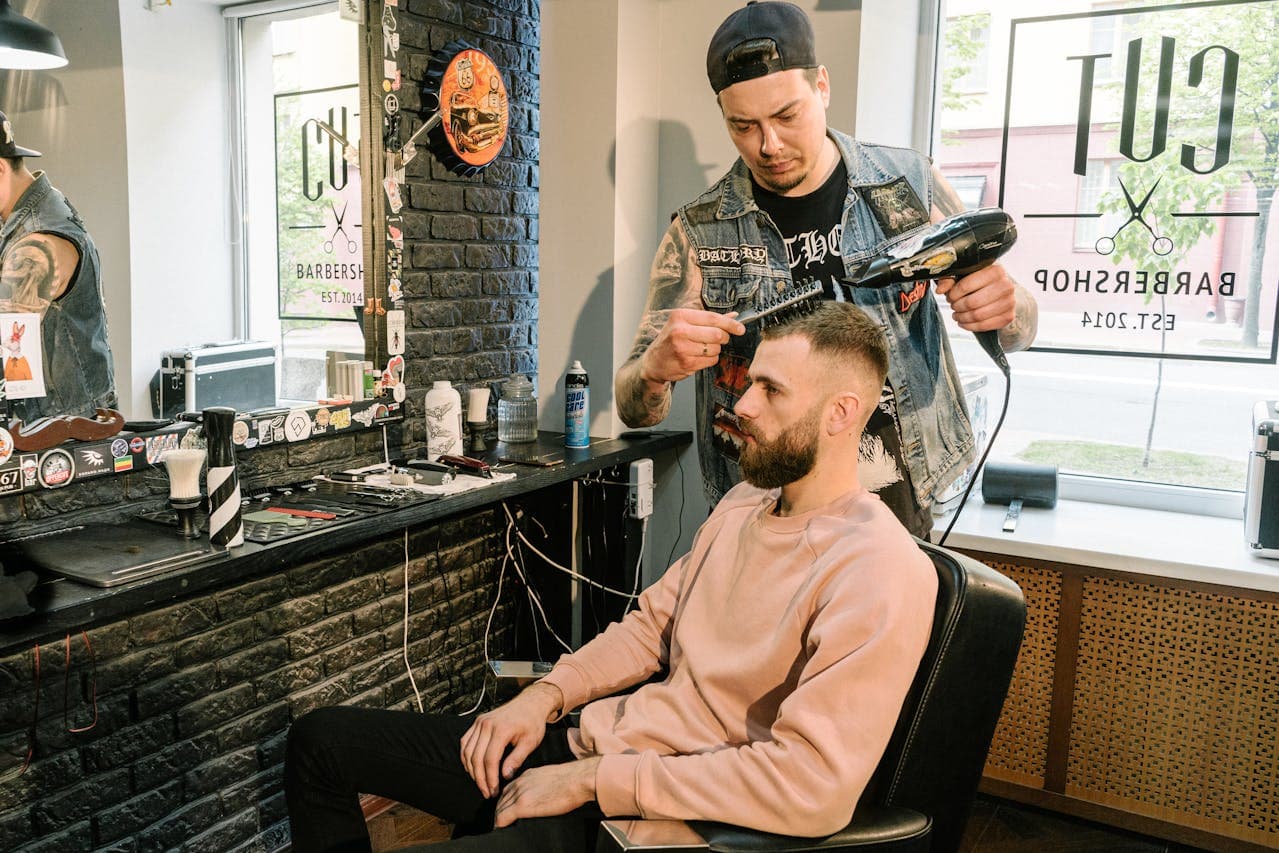 How a Local Barber Got 100+ Bookings in His First Month Online