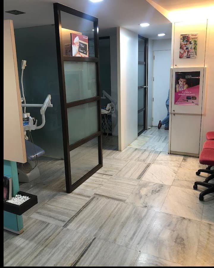 Gallery right top