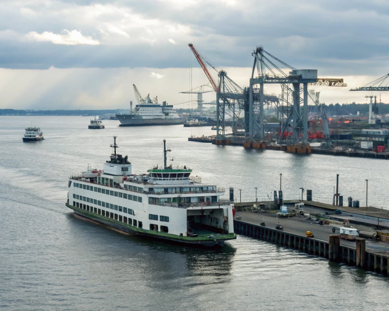 Marine, Ferry & Port Services